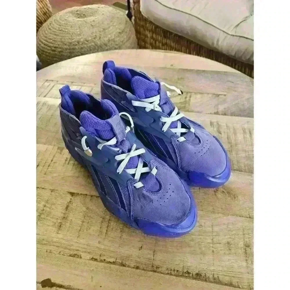 Women's Reebok Club C Cardi B V2 Sneakers Ultimate Purple Size 7.5 GX9659 - Picture 1 of 12